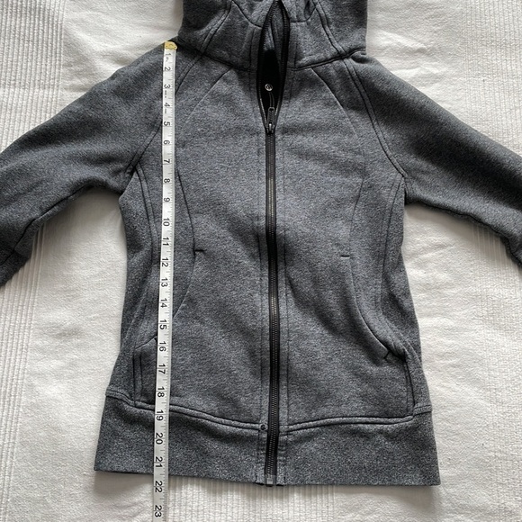 lululemon Gray Scuba Hoodie Size 2 - Picture 9 of 10